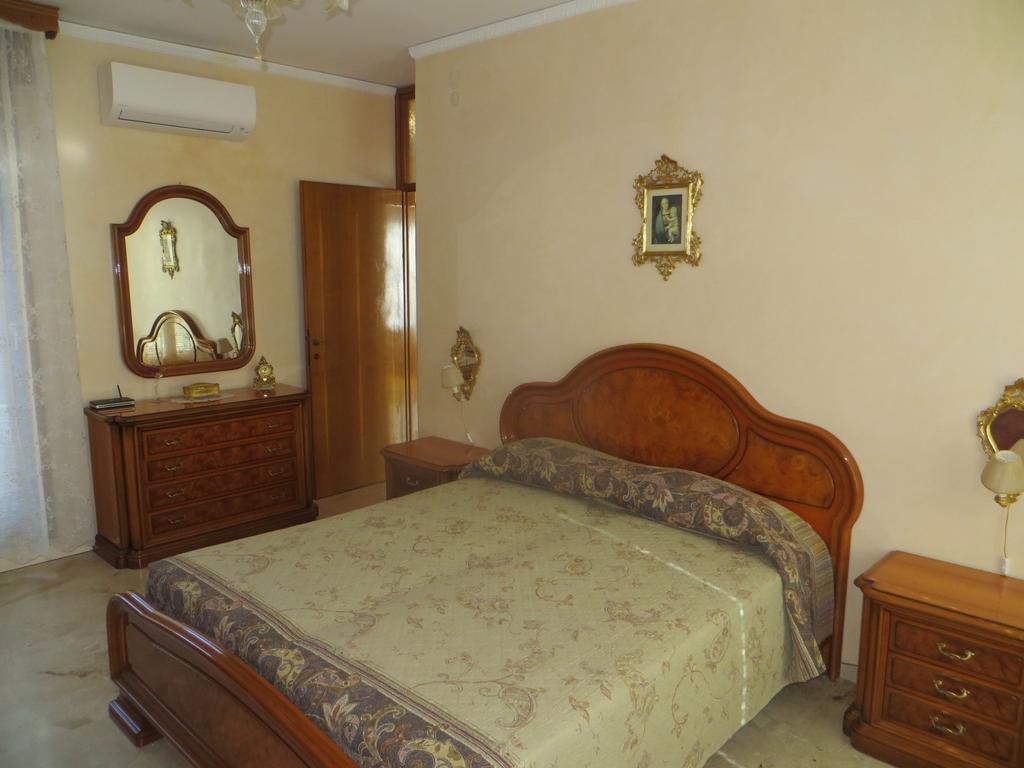Asteria Venetian Suite Quarto foto